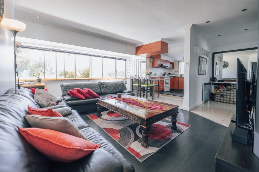 To Let 2 Bedroom Property for Rent in Green Point Western Cape